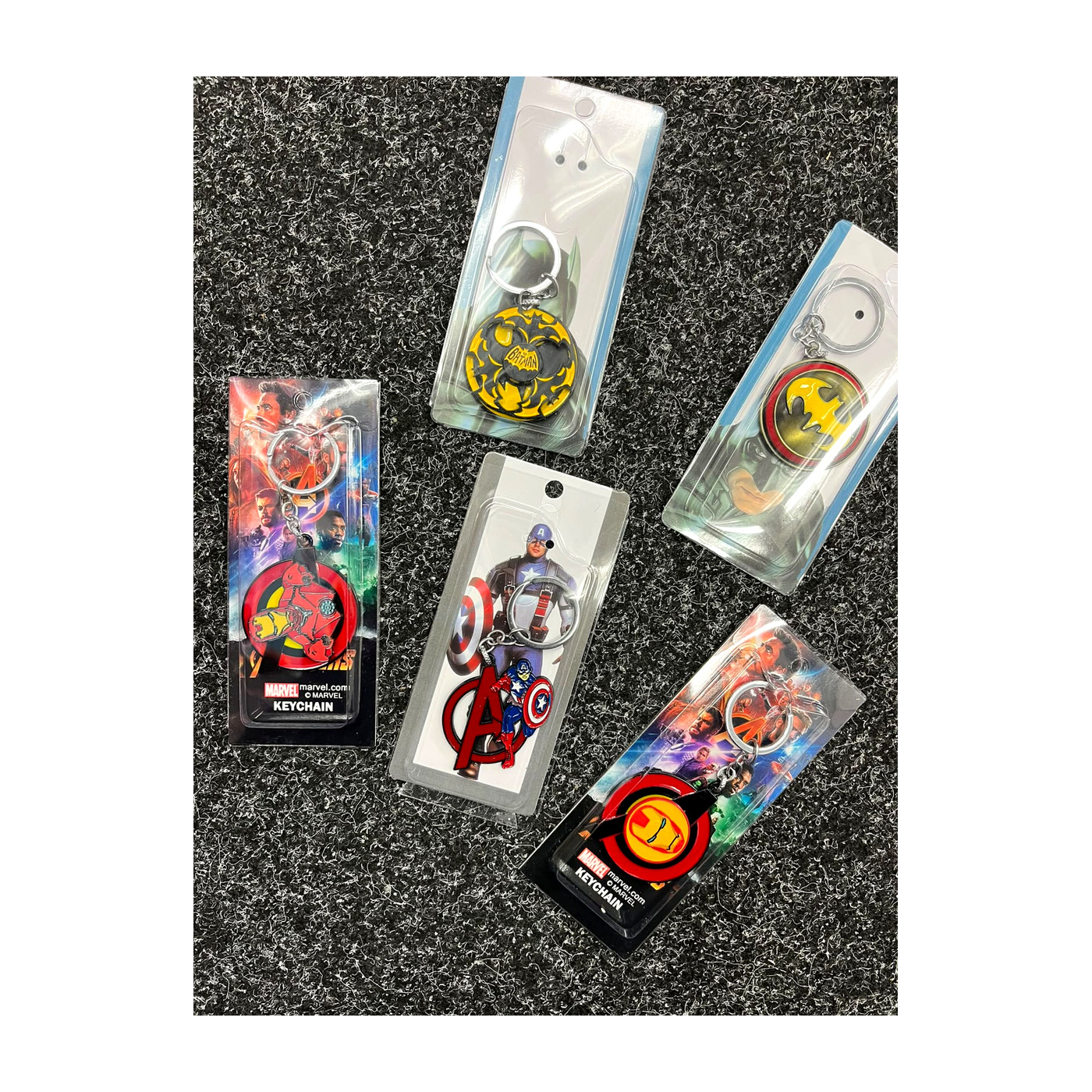 Metal Charm Keyring 04