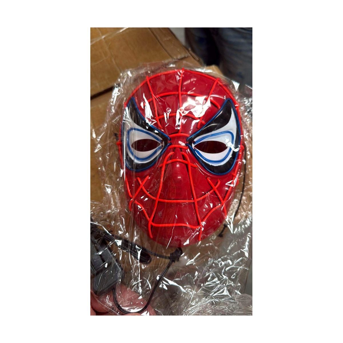 Web Hero Mask